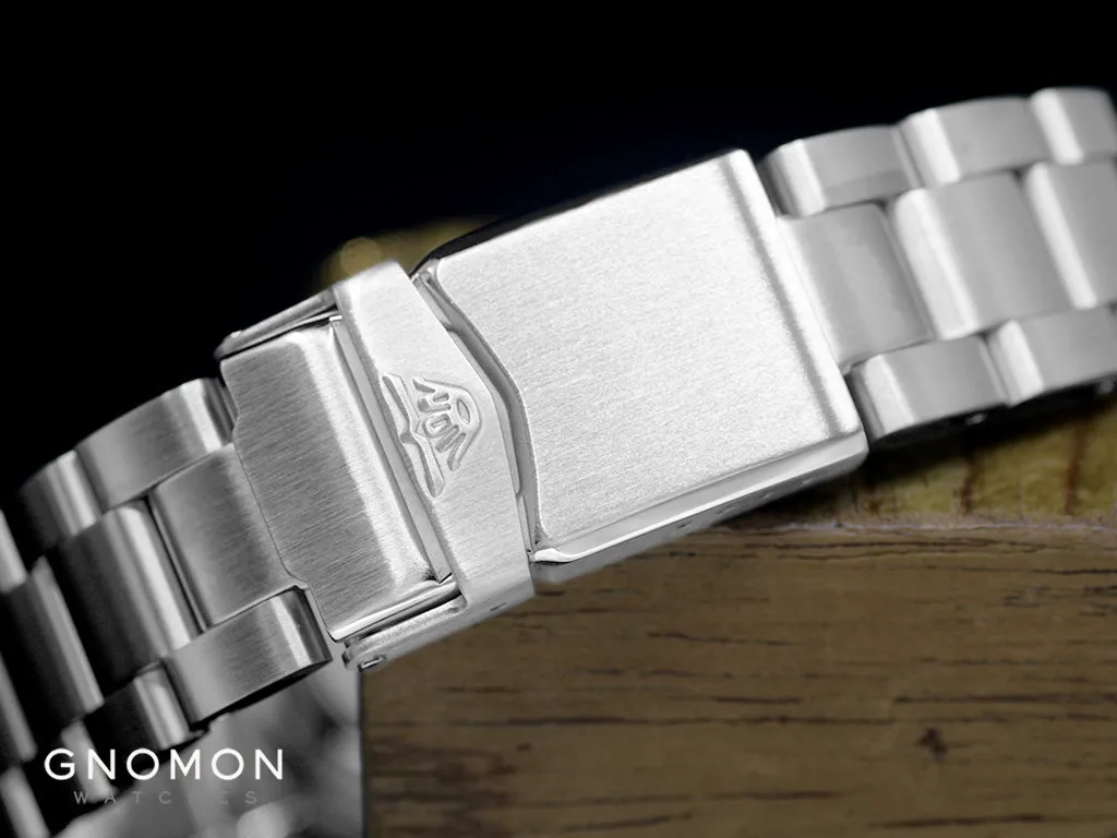 1545 White Bracelet