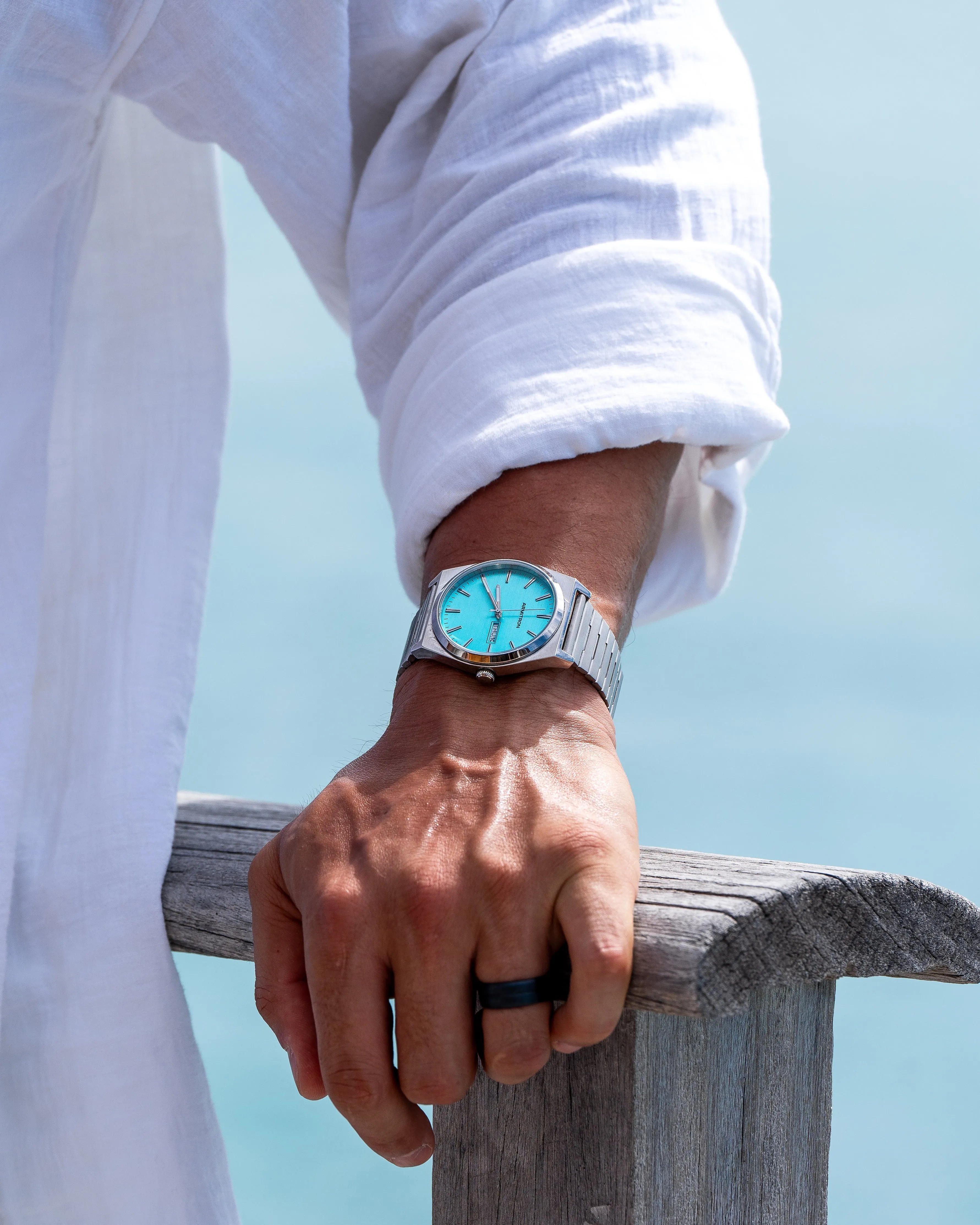 1975™ | 40mm, Aqua/Silver