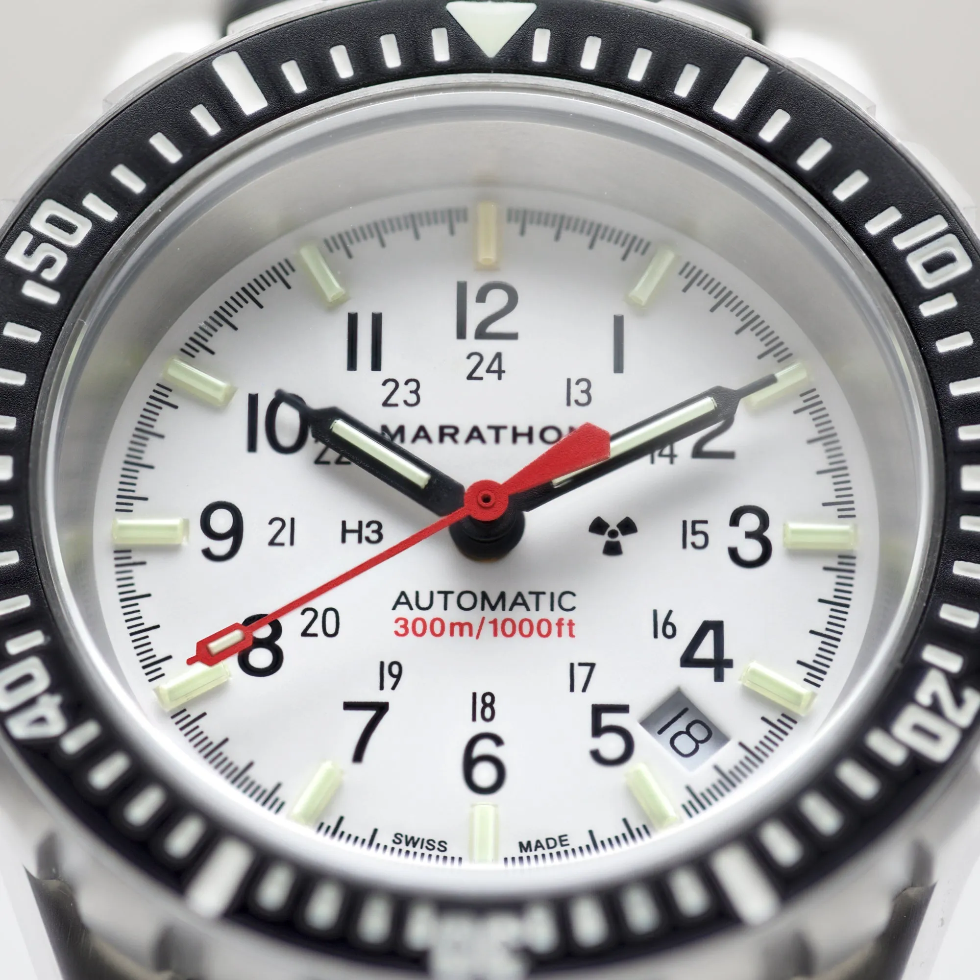 41mm Arctic Edition Large Diver's Automatic (GSAR) with Stainless Steel Bracelet