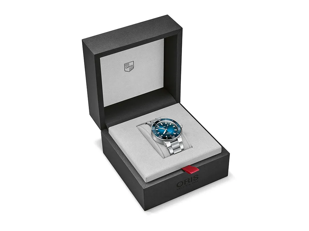 Aquis Date Calibre 400 - Bracelet - 43.5mm - Ref. 01 400 7763 4135-07 8 24 09PEB
