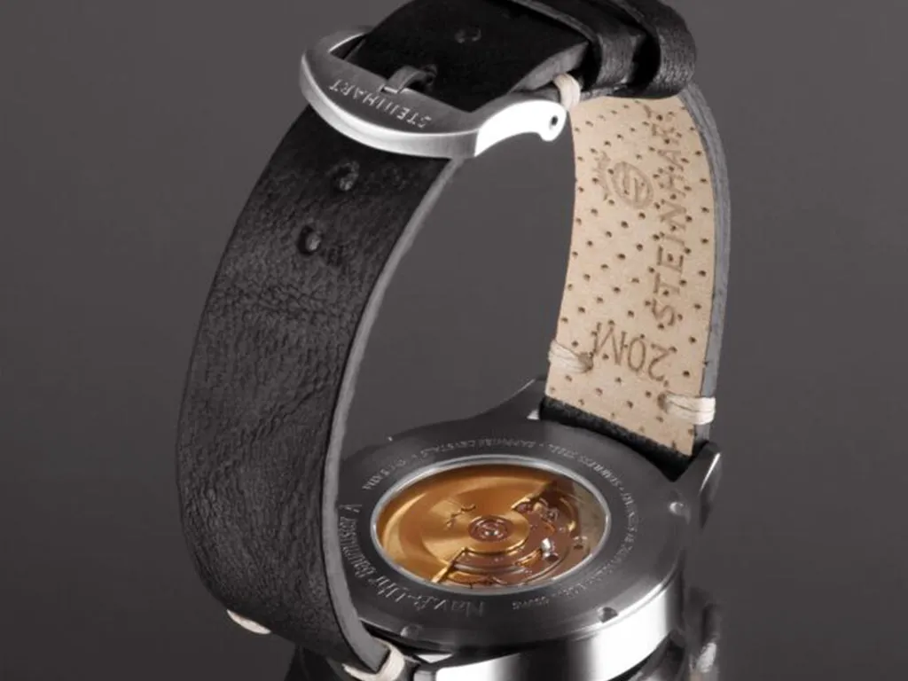 Nav B-Uhr 42 A-Muster Black