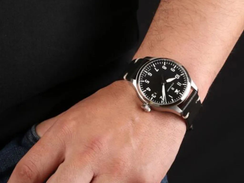 Nav B-Uhr 42 A-Muster Black