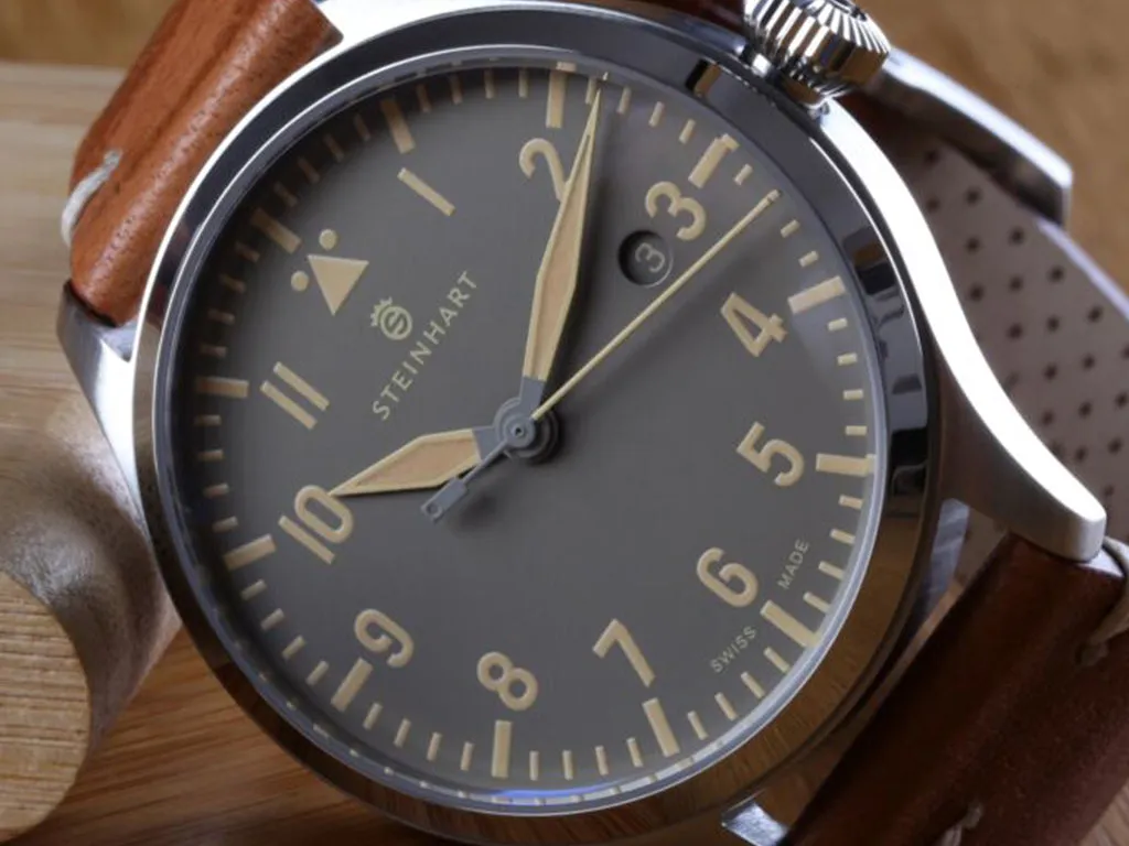 Nav B-Uhr 42 A-Muster Vintage Beige