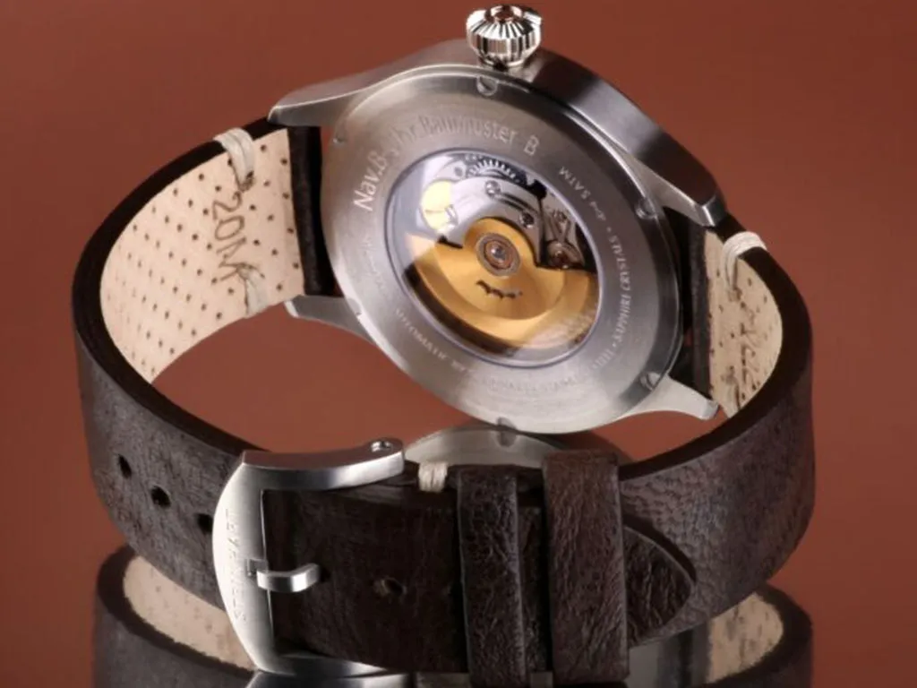 Nav B-Uhr 42 B-Muster Vintage Brown