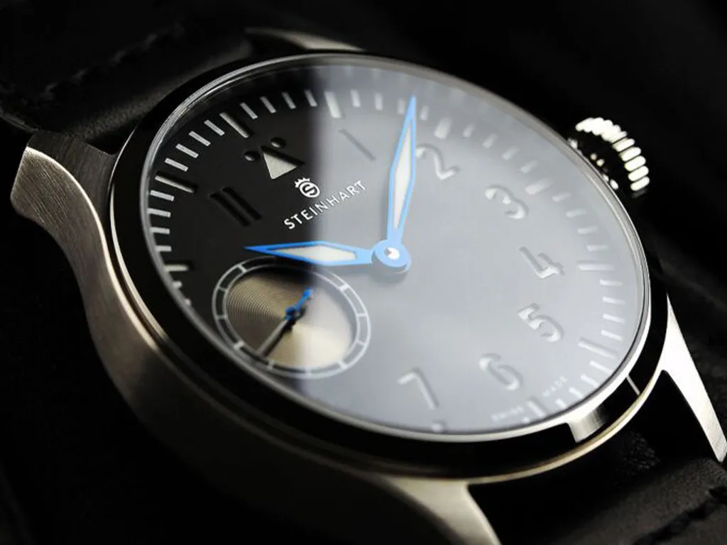 Nav B-Uhr 47 ST1 Premium Gold