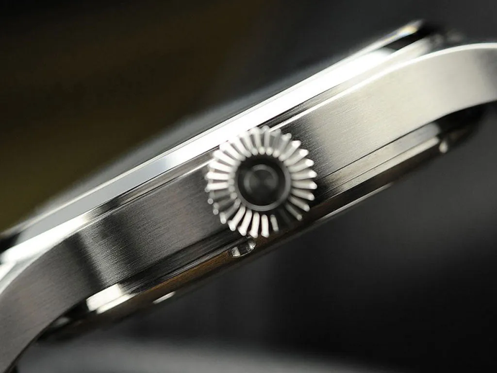 Nav B-Uhr 47mm Premium Automatic