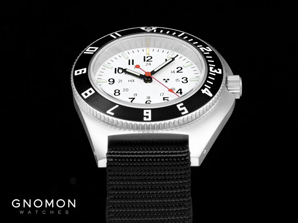 Pilot’s Navigator Stainless Steel Arctic Quartz (SSNAV) - Ballistic Nylon Ref. WW194001SS-0501