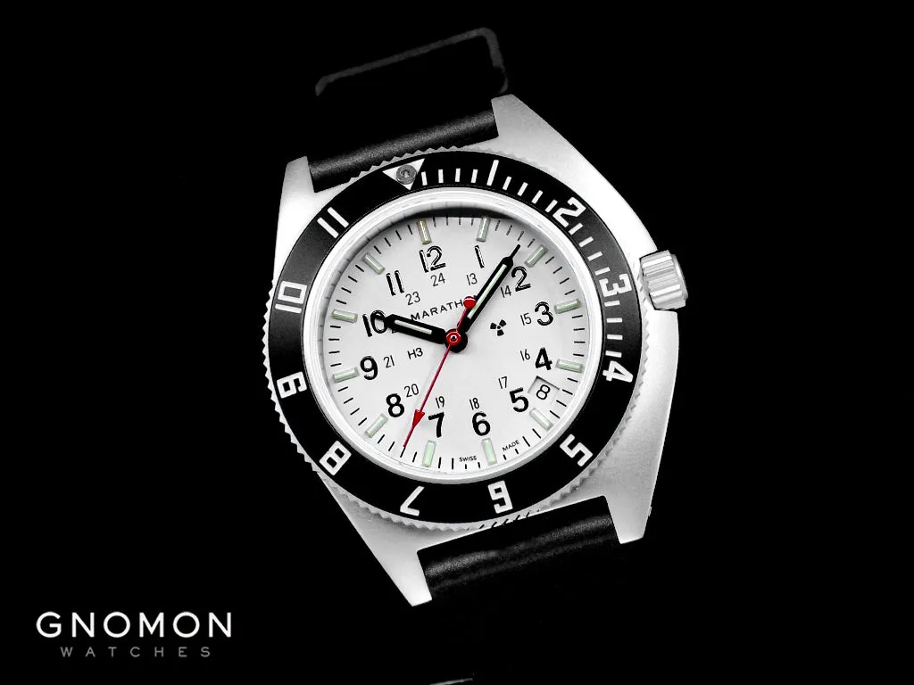 Pilot’s Navigator Stainless Steel Arctic Quartz w/Date (SSNAV-D) - 3-Piece Rubber Strap Kit Ref. WW194013SS-0530