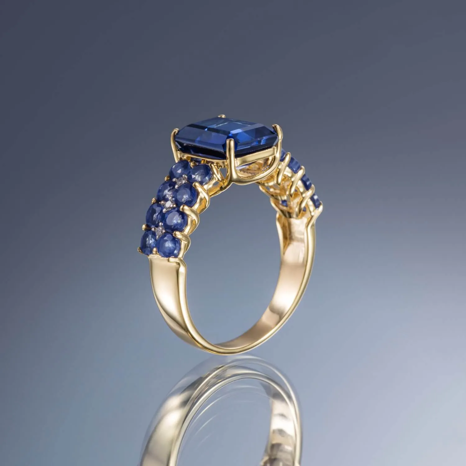 Regal Princess Ladies Ring