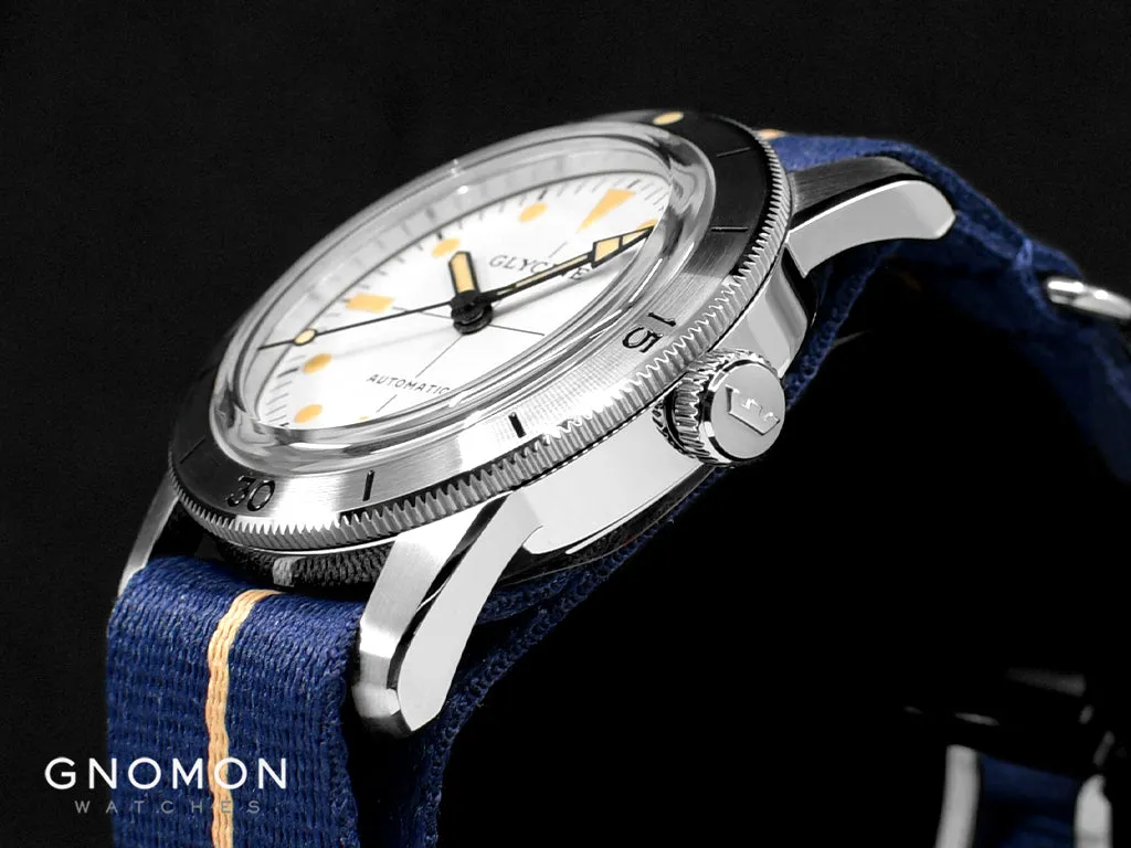 Sea Kraken 39mm White - Blue Nylon Ref. GL0503